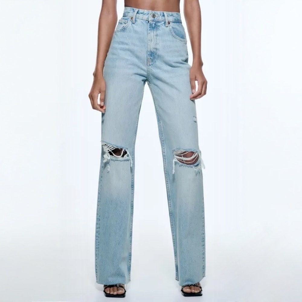 Zara Women's Distressed Wide Leg Blue Jeans
